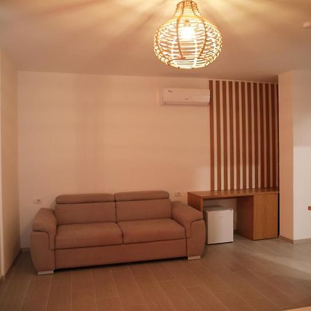 Serenity In Otel Lezhë Dış mekan fotoğraf