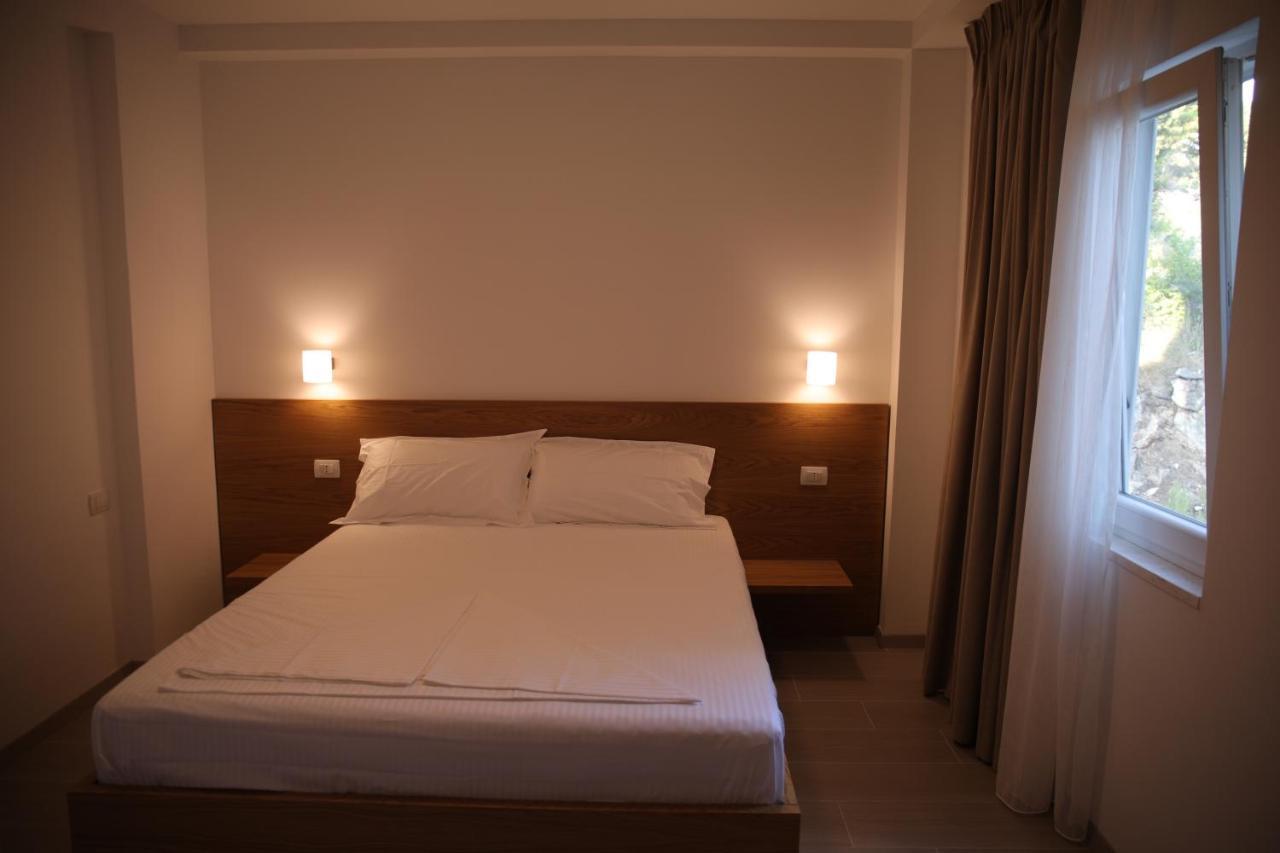 Serenity In Otel Lezhë Dış mekan fotoğraf