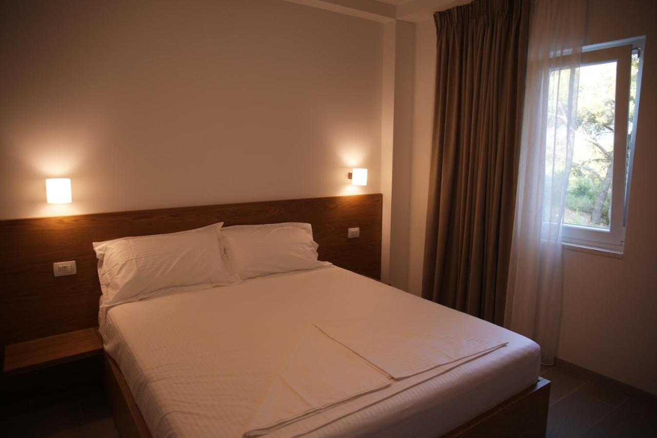 Serenity In Otel Lezhë Dış mekan fotoğraf