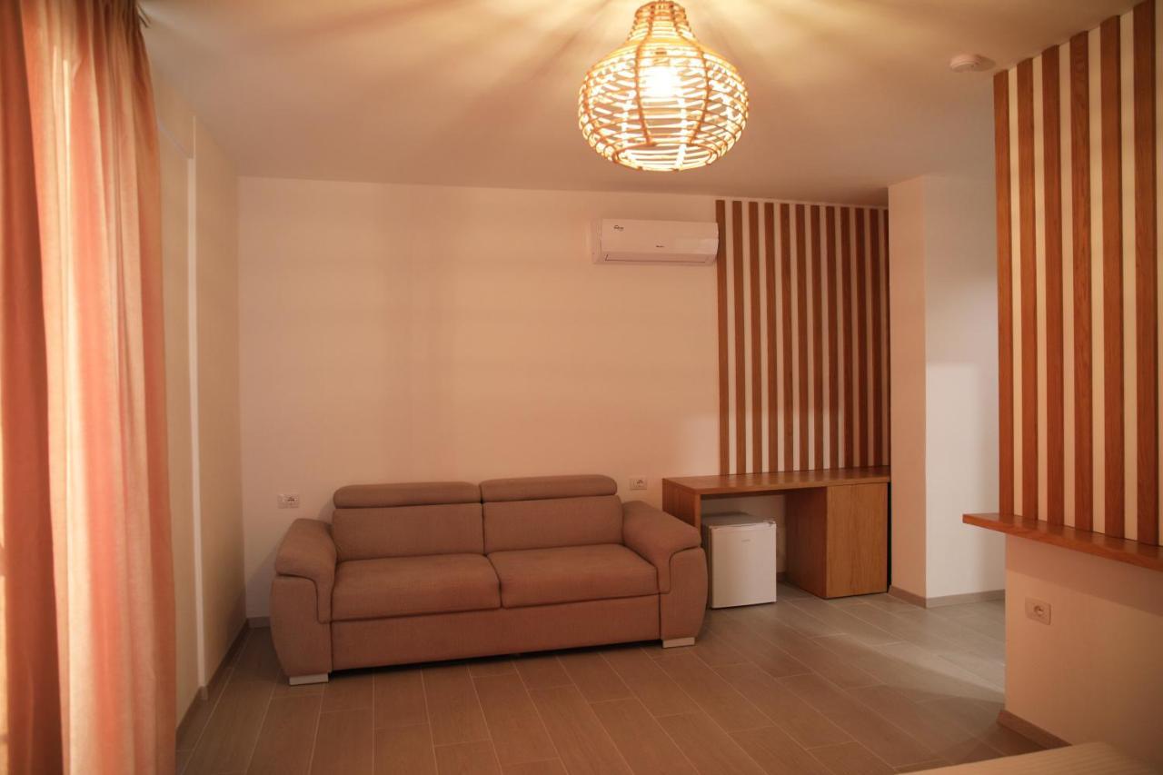 Serenity In Otel Lezhë Dış mekan fotoğraf